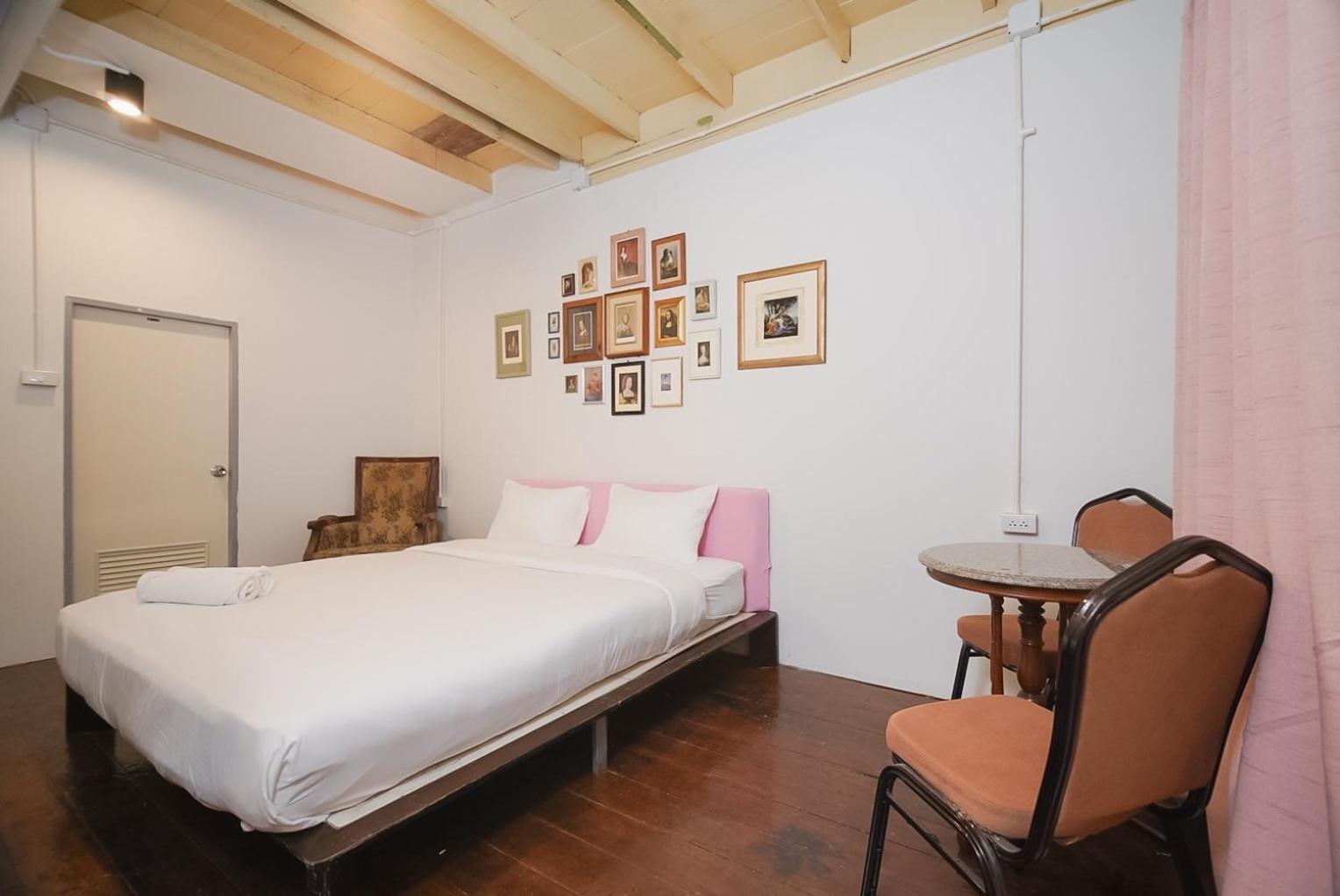 Mitr Inn Yaowarat - มิตร อินน์ เยาวราช Bangkok Exterior photo